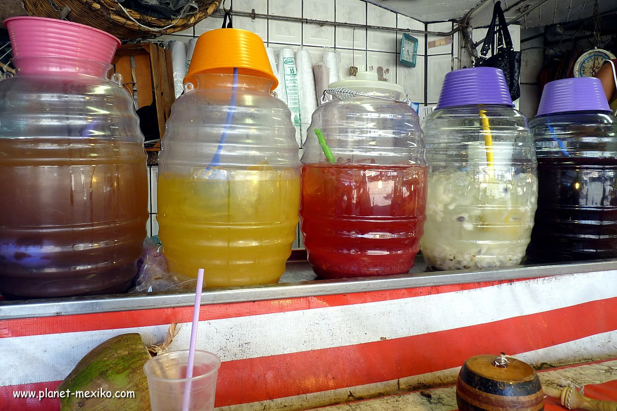 Agua fresca, frisches Wasser, Fruchtwasser aus Mexiko