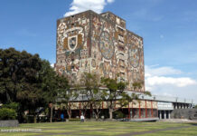 Bibliothek der Universität UNAM