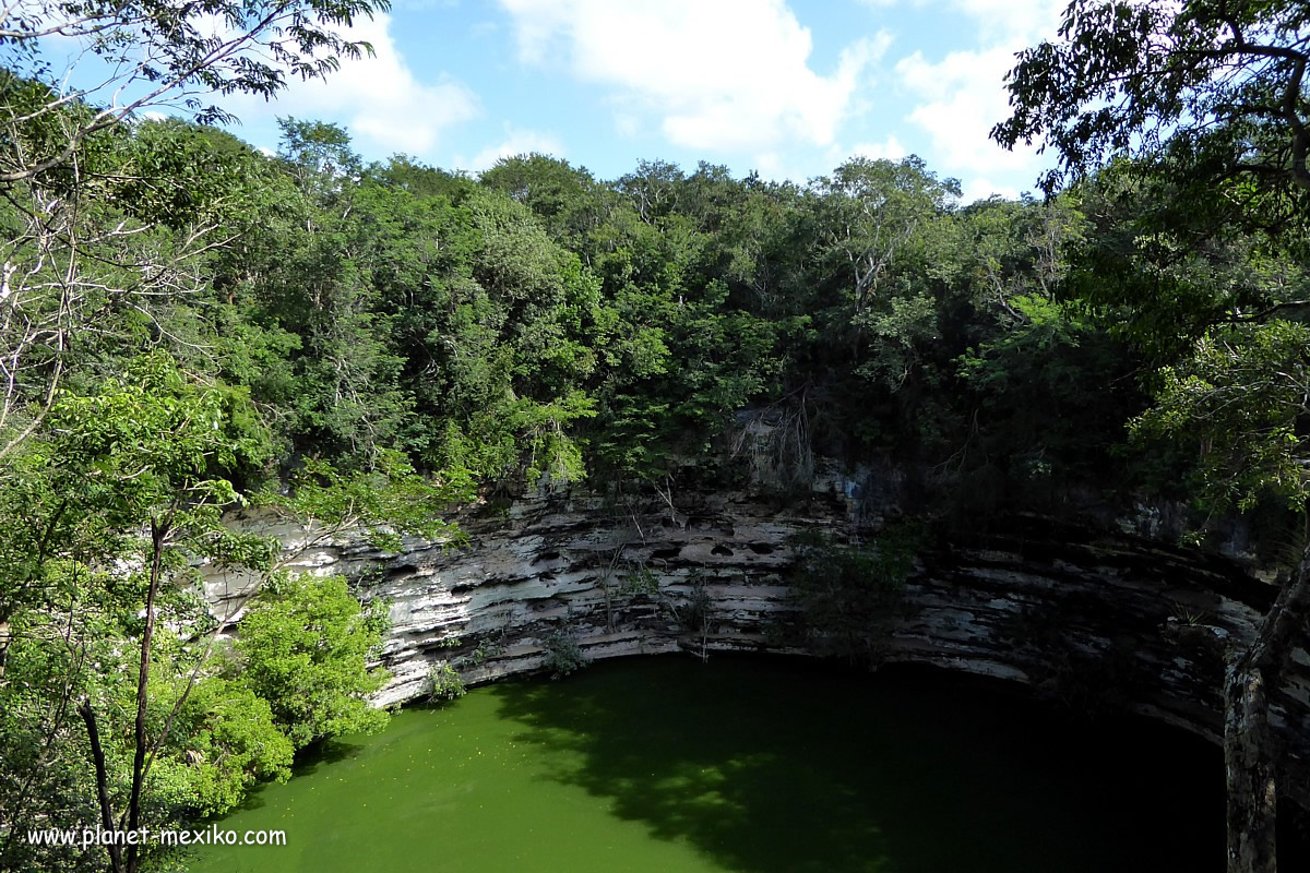 Cenote Sagrado unterirdischer See