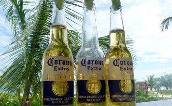 Cerveza Corona Extra, das Bier mit der Limette Mexikanisches Bier Cerveza Corona