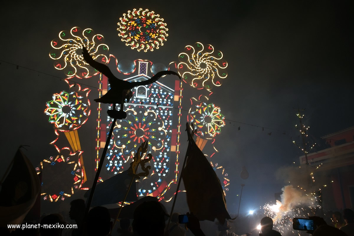 Feuerwerk ist eine Tradition an Ostern in Mexiko
