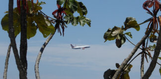 Flug und Reise nach Mexiko