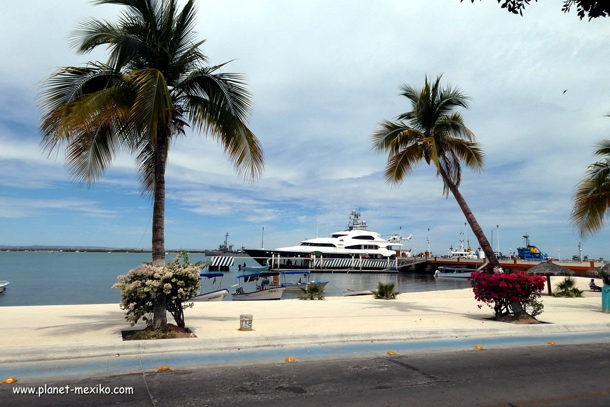 Hafen am Malecón in La Paz