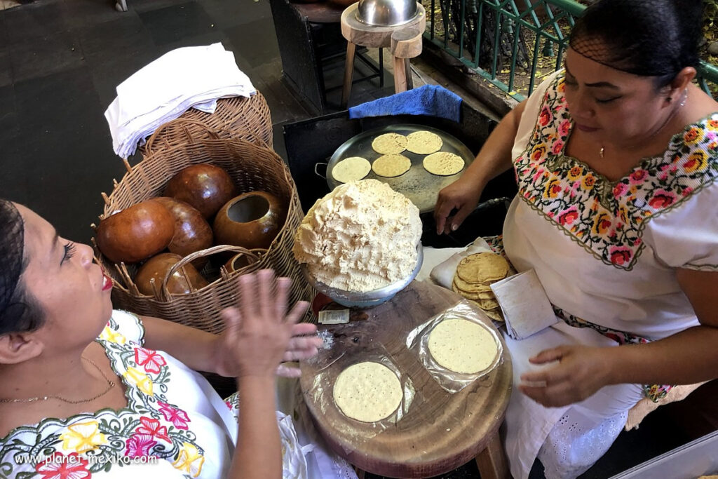 Herstellung von Tortillas aus einer Maismasse