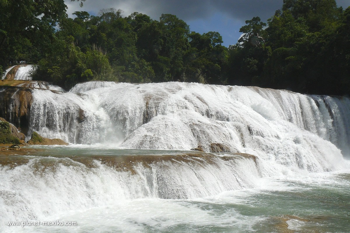 Agua Azul ist ein Highlight auf der Reise