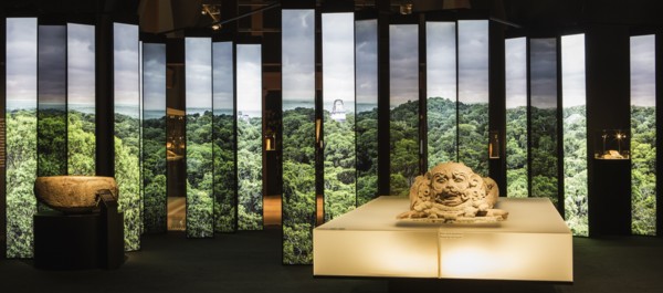 Ausstellung der Maya im Historischen Museum der Pfalz