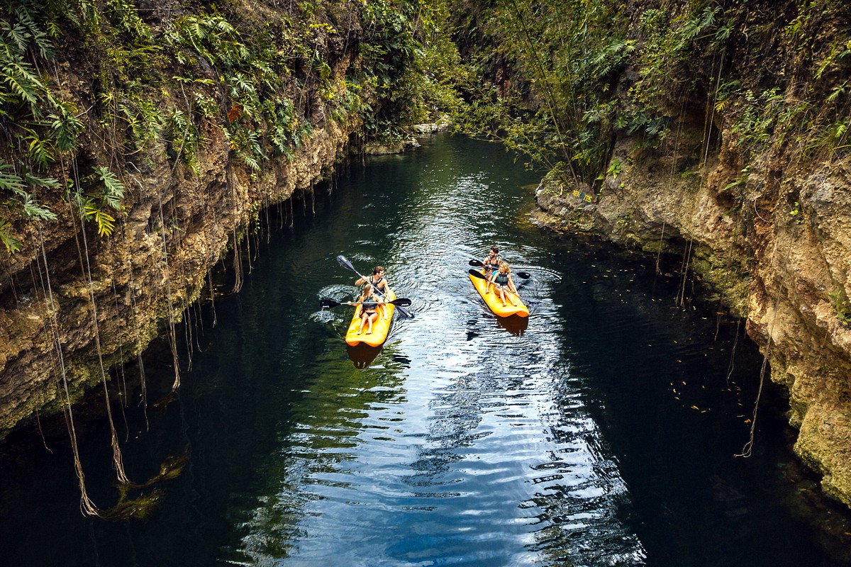 Xenotes Tour: Mit dem Kajak in einer Cenote