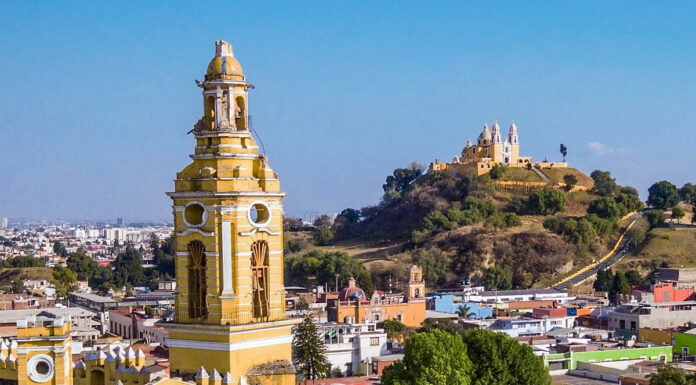 Cholula Kirche und historische Pyramide Kirche und archäologische Stätte von Cholula