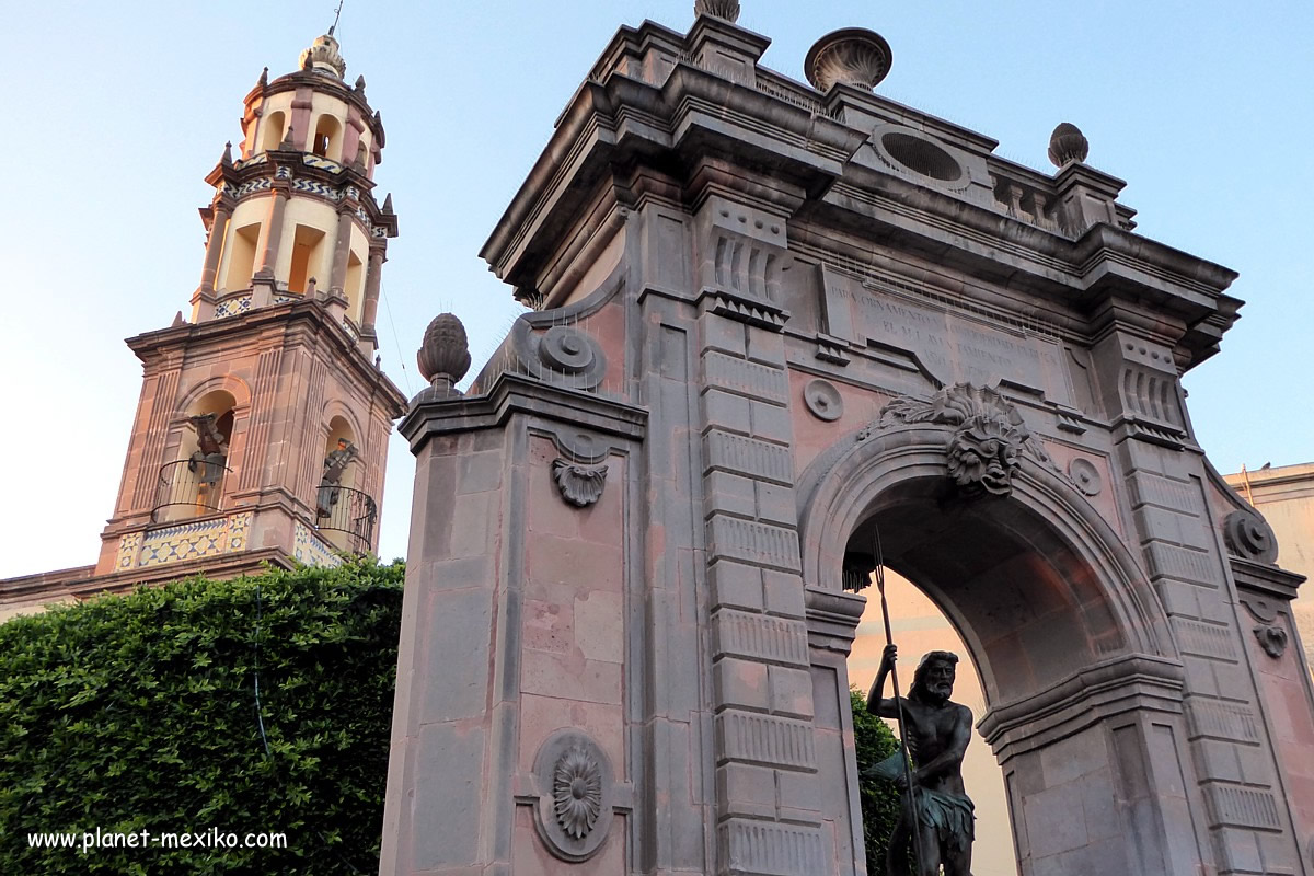 Kirchliche Architektur in Querétaro