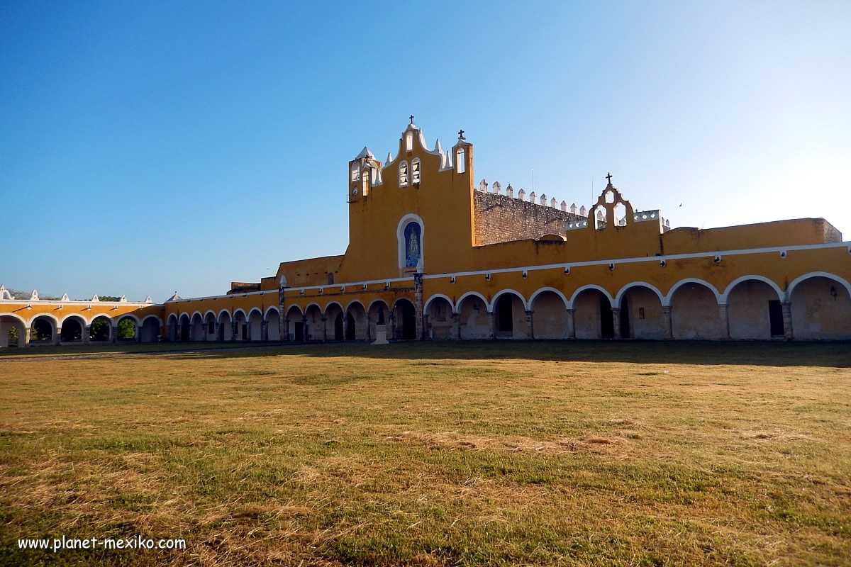 Kloster im Pueblo Mágico Izamal