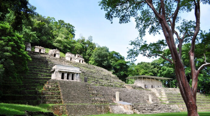 Maya Ruinen Bonampak und Yaxchilán in Chiapas Maya-Stadt Bonampak im Dschungel von Chiapas