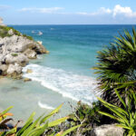 Maya Tempel und Strand von Tulum in Mexiko