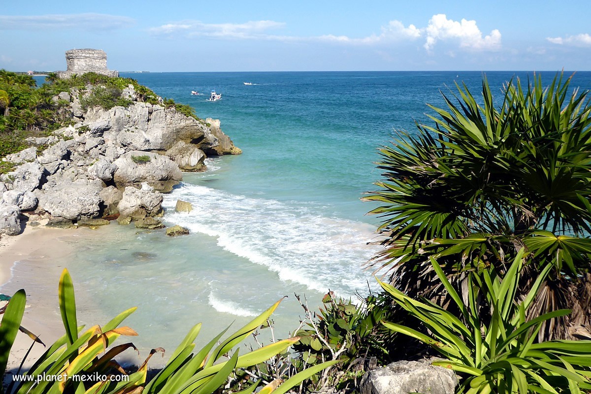 Maya Tempel und Strand von Tulum in Mexiko