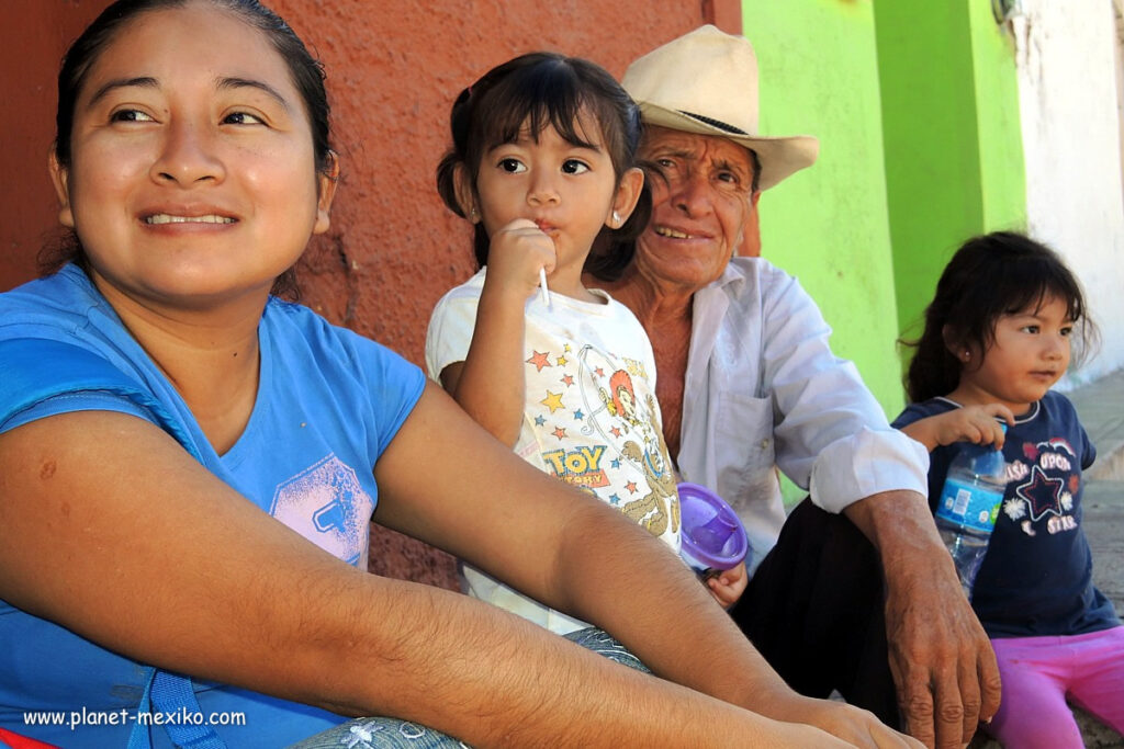 Mexikanische Familie in Yucatán