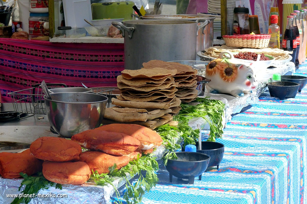 Mexikanischer Street Food auf Markt in Coyoacan