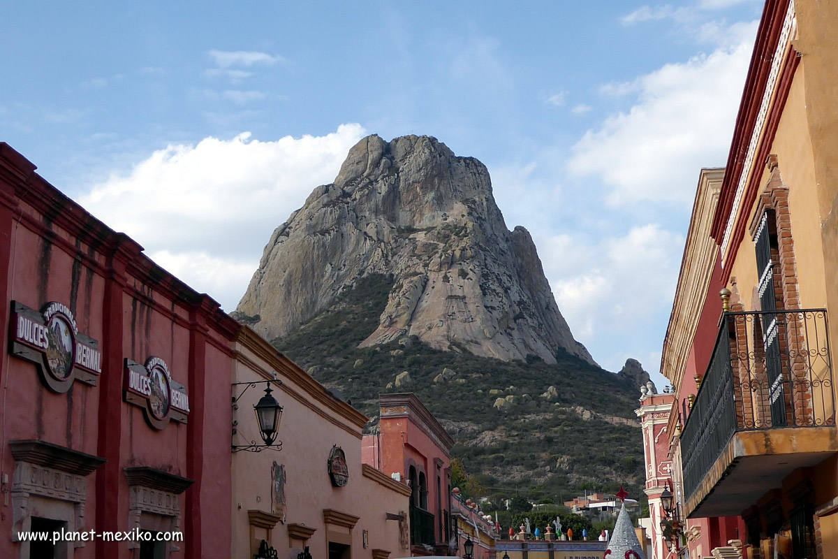 Monolith Peña de Bernal in Zentralmexiko