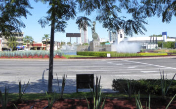 Guadalajara: Avenida Vallarta und Stadtviertel Americana Monument Glorieta Minerva