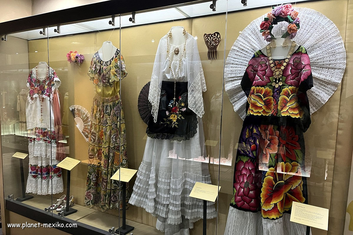 Museo del Sarape y Trajes mexicanos