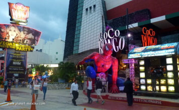 Cancun Nachtleben und Nightlife in den Clubs und Bars der Partystadt