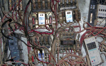 Elektrizität, Strom und der richtige Stecker Elektrizität, Strom, Stecker und Adapter