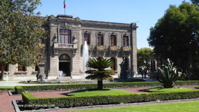Sehenswürdigkeiten im Chapultepec-Park mit Schloss in Mexiko-Stadt