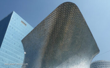 Kunstmuseum Soumaya moderne Architektur in Mexiko-Stadt
