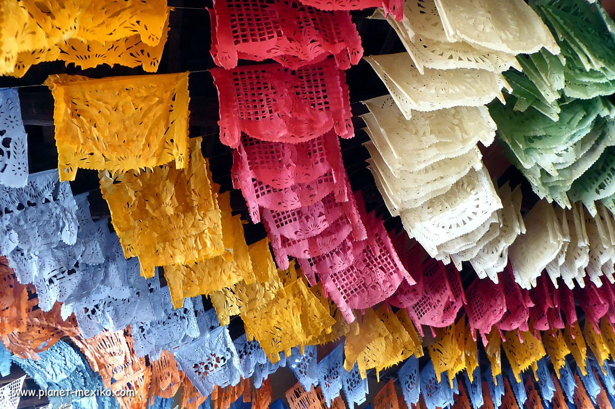 Papel Picado Volkskunst Scherenschnitt