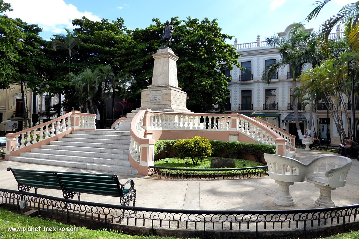 Idyllische Plaza in Mérida