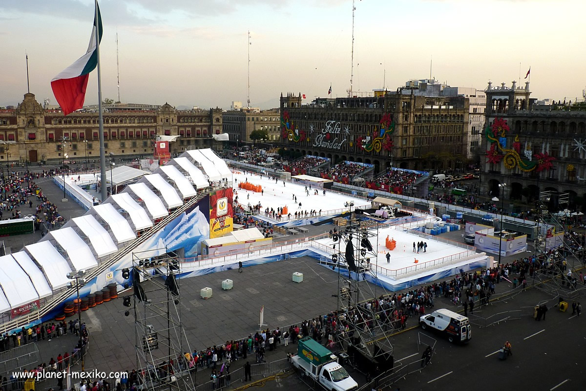 Weihnachten auf dem Zócalo in der Hauptstadt