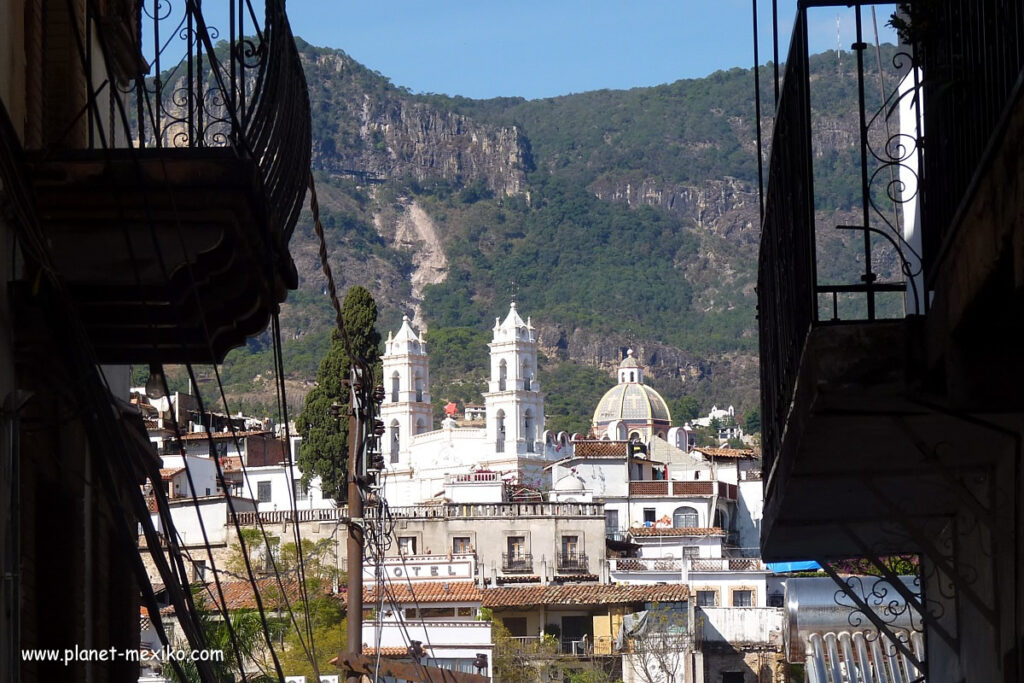Reise in die Kolonialstadt Taxco