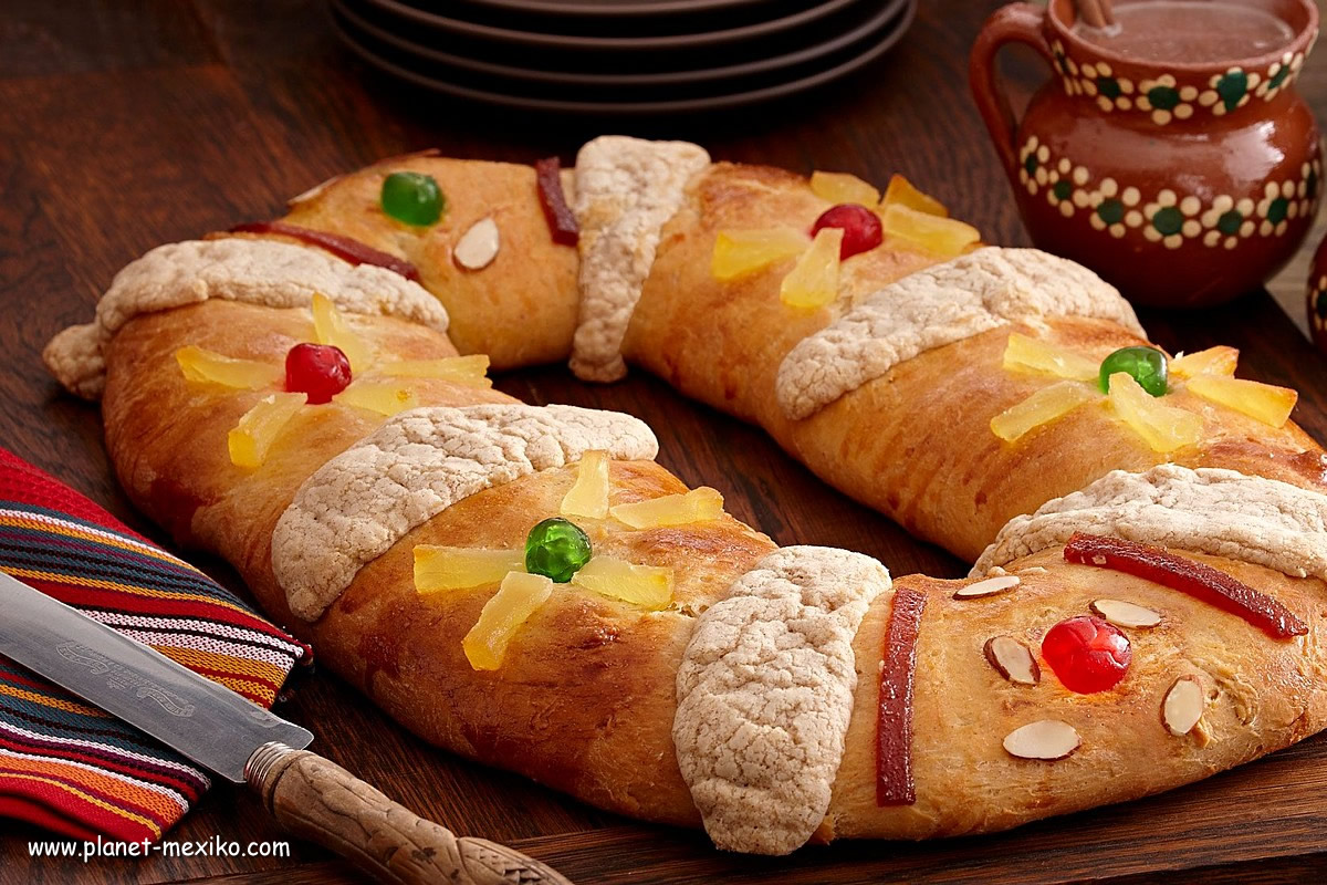 Kuchen Rosca de Reyes am Dreikönigstag