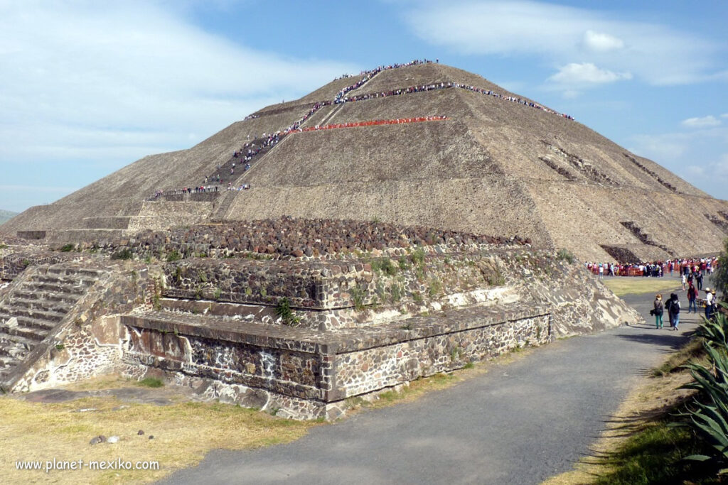 Sonnenpyramide Teotihuacán