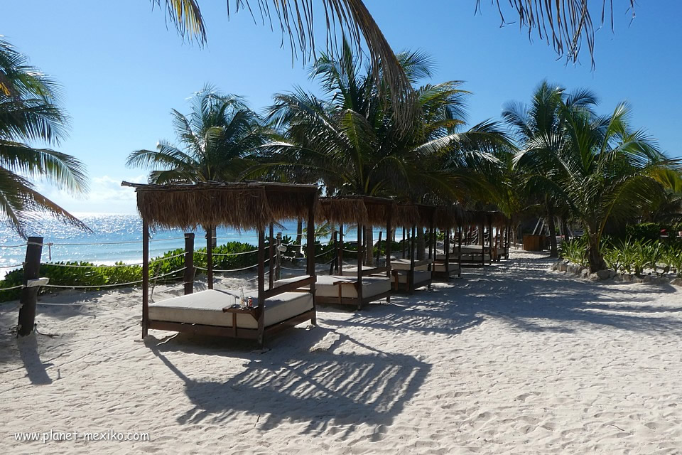 Strand im Hotel Selina