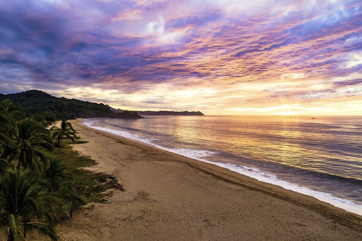 Strand Litibu an der Pazifikküste von Mexiko