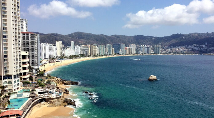 Acapulco Strandurlaub Perle Pazifik in Mexiko