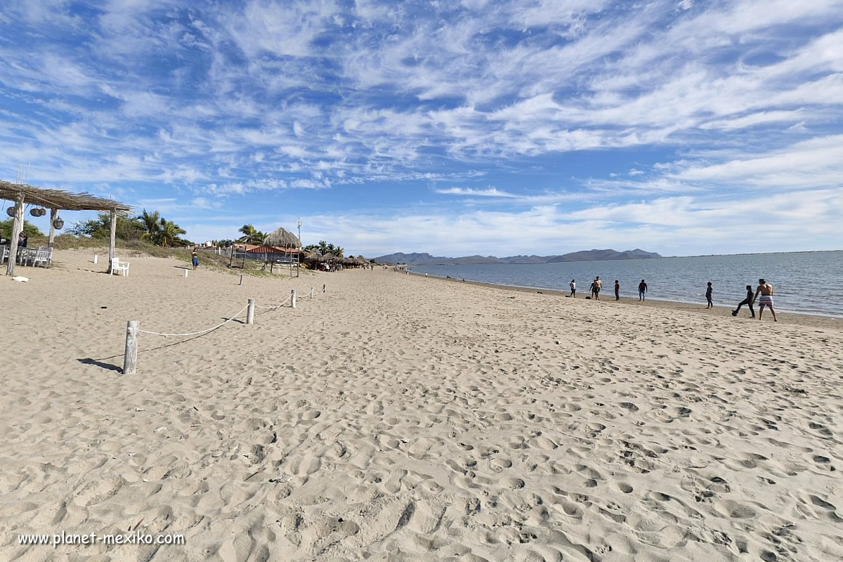 Strand und Playa Maviri am Golf von Kalifornien