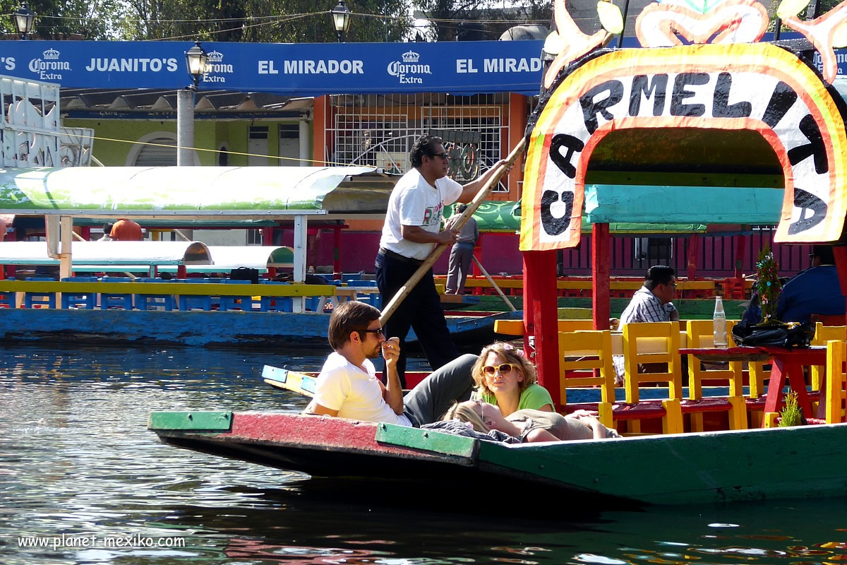 Tour auf einem Boot in Xochimilco