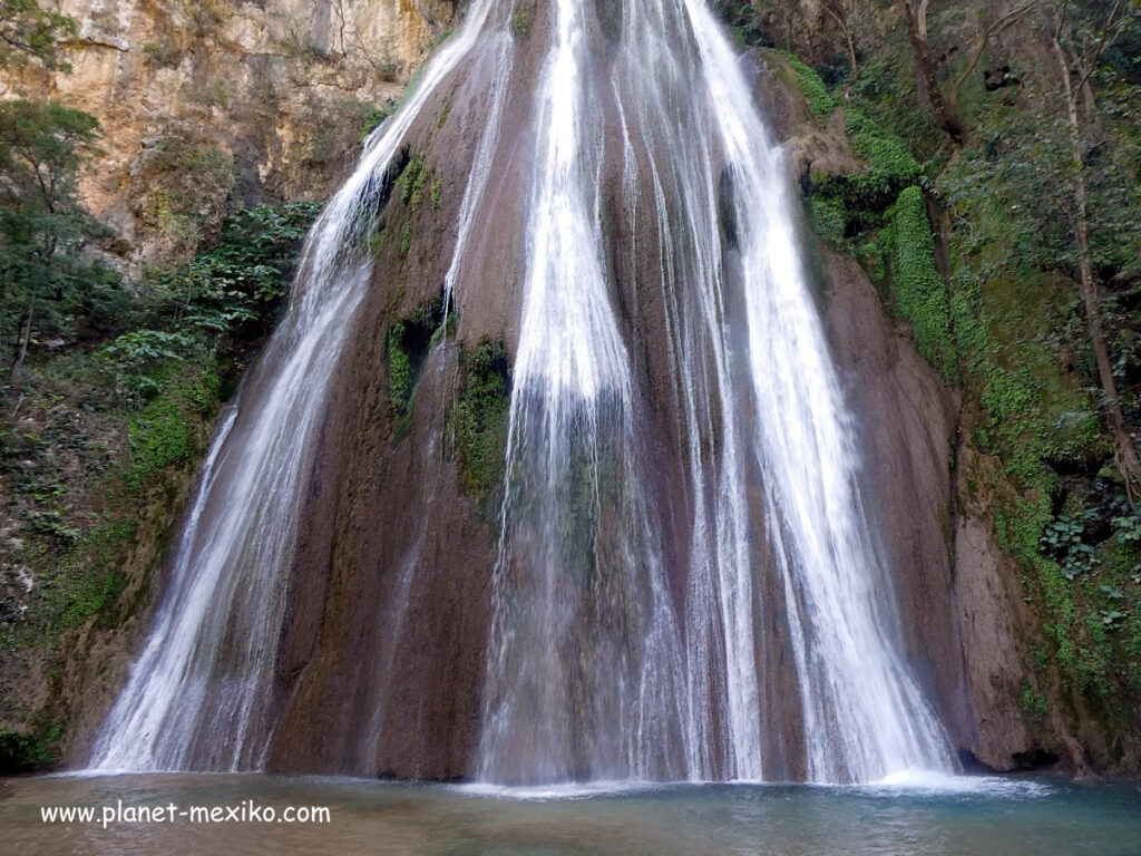 Wasserfall Cola de Caballo