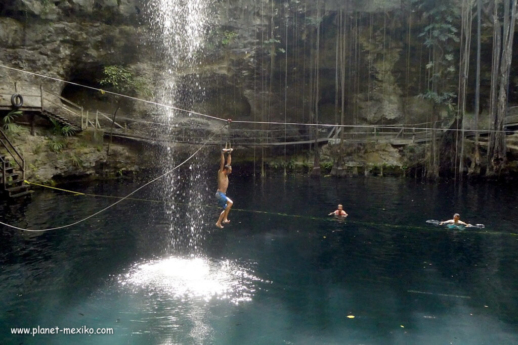 Action in der Cenote X-Canche