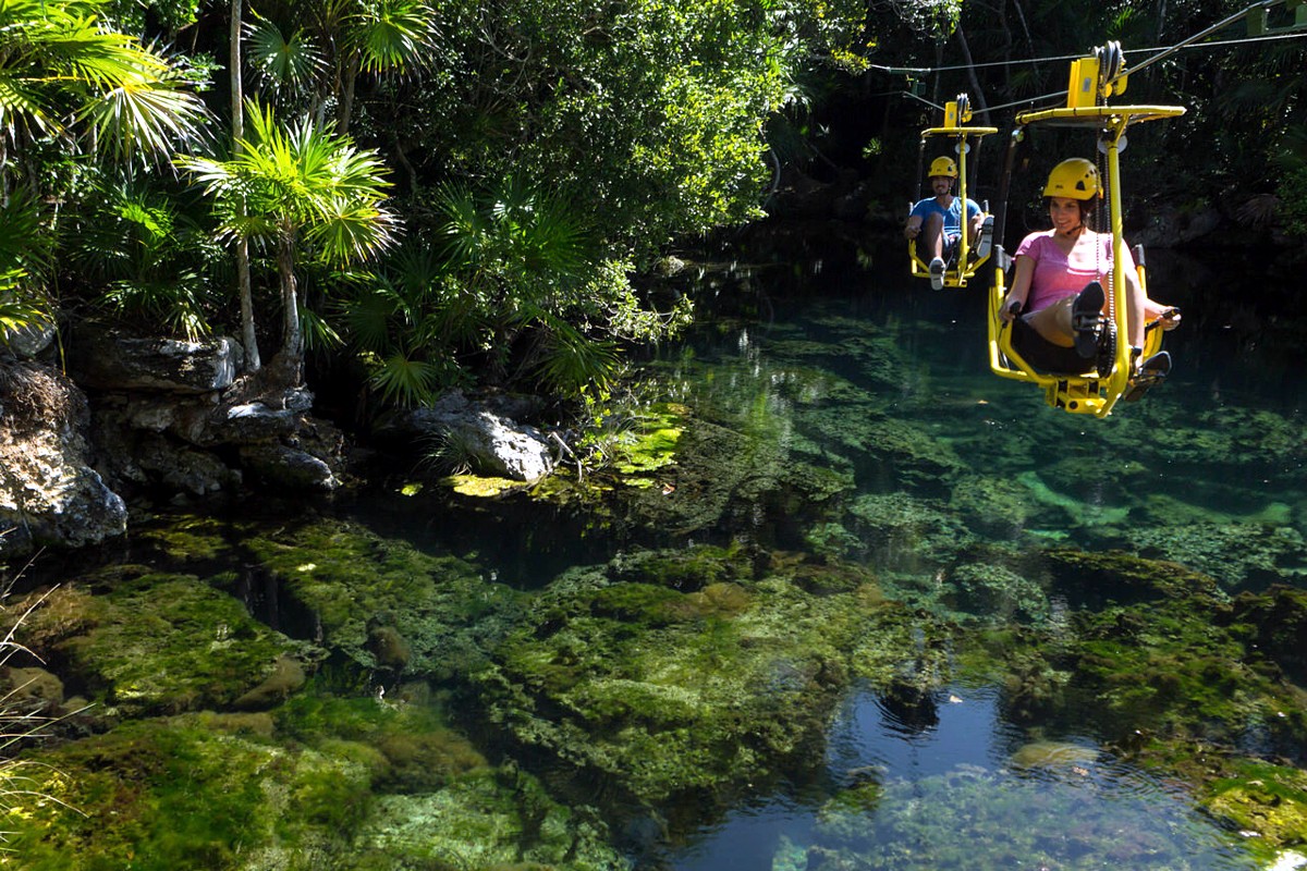 Zip-Bike im Freizeitpark Xel-Ha