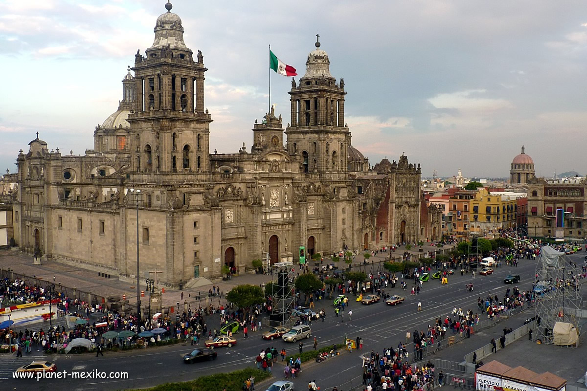 Kathedrale auf dem Platz Zócalo